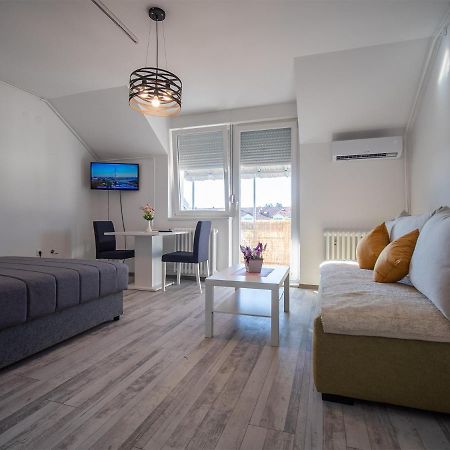 노비사드 Apartman Sara 아파트 외부 사진
