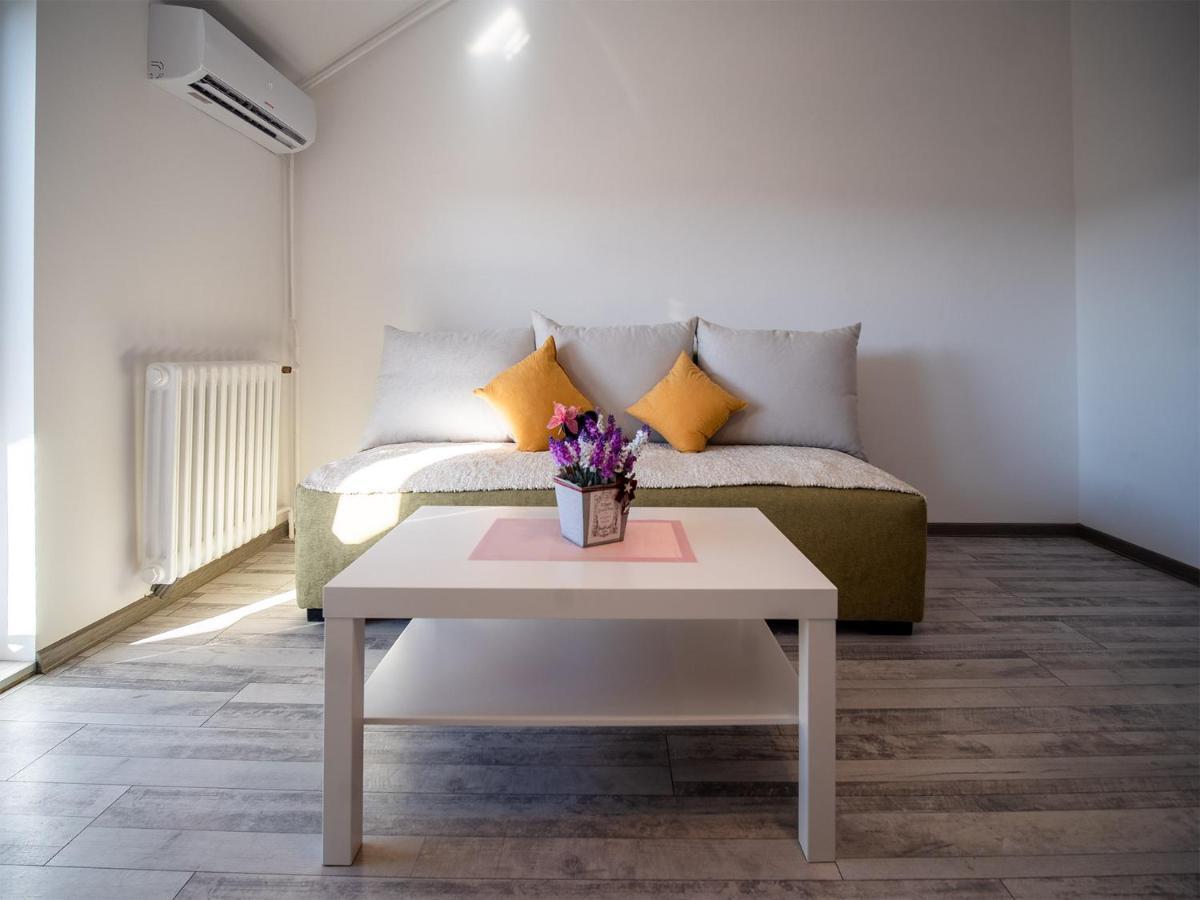 노비사드 Apartman Sara 아파트 외부 사진